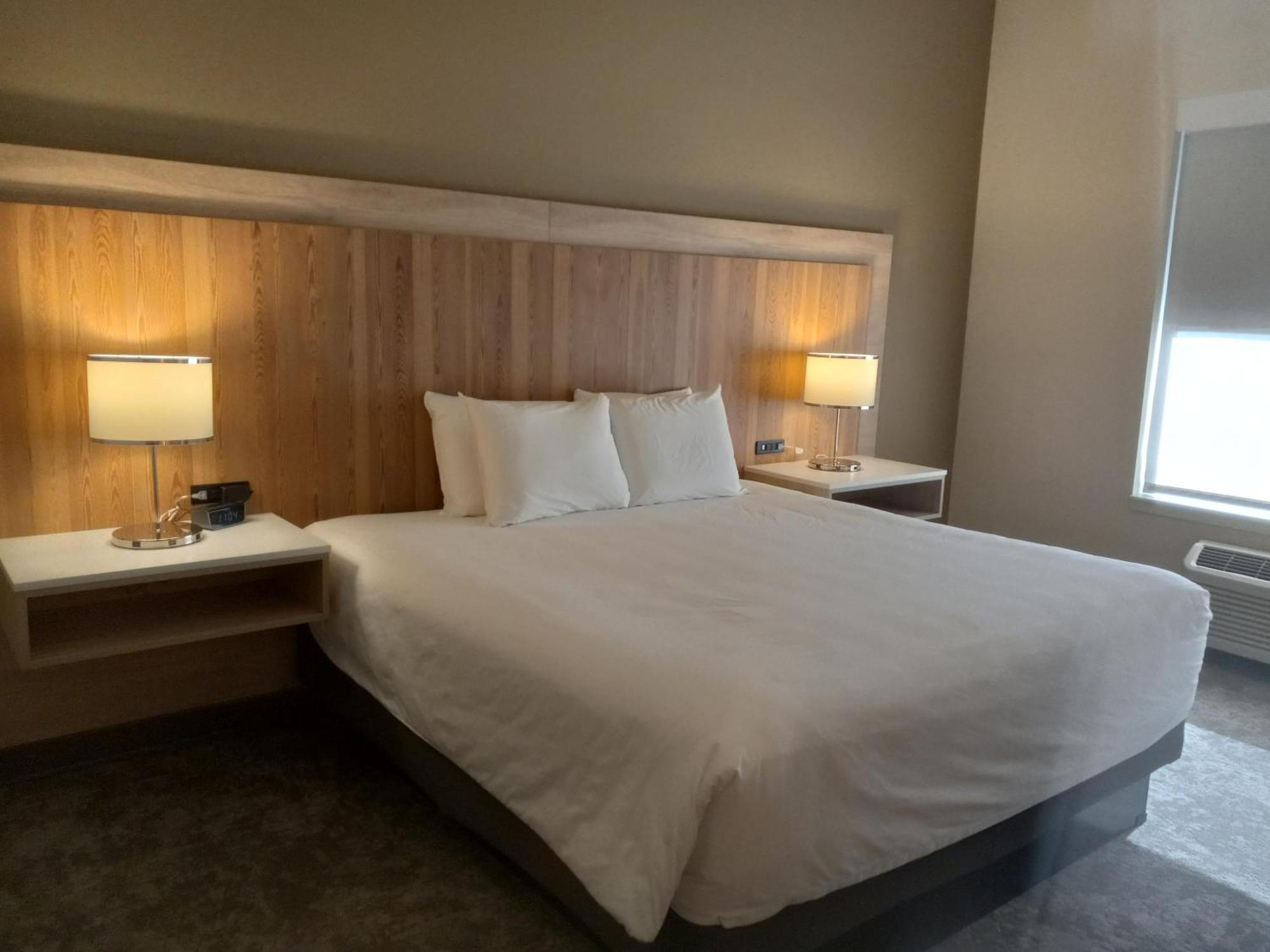 Radisson Hotel Pendleton Airport Экстерьер фото