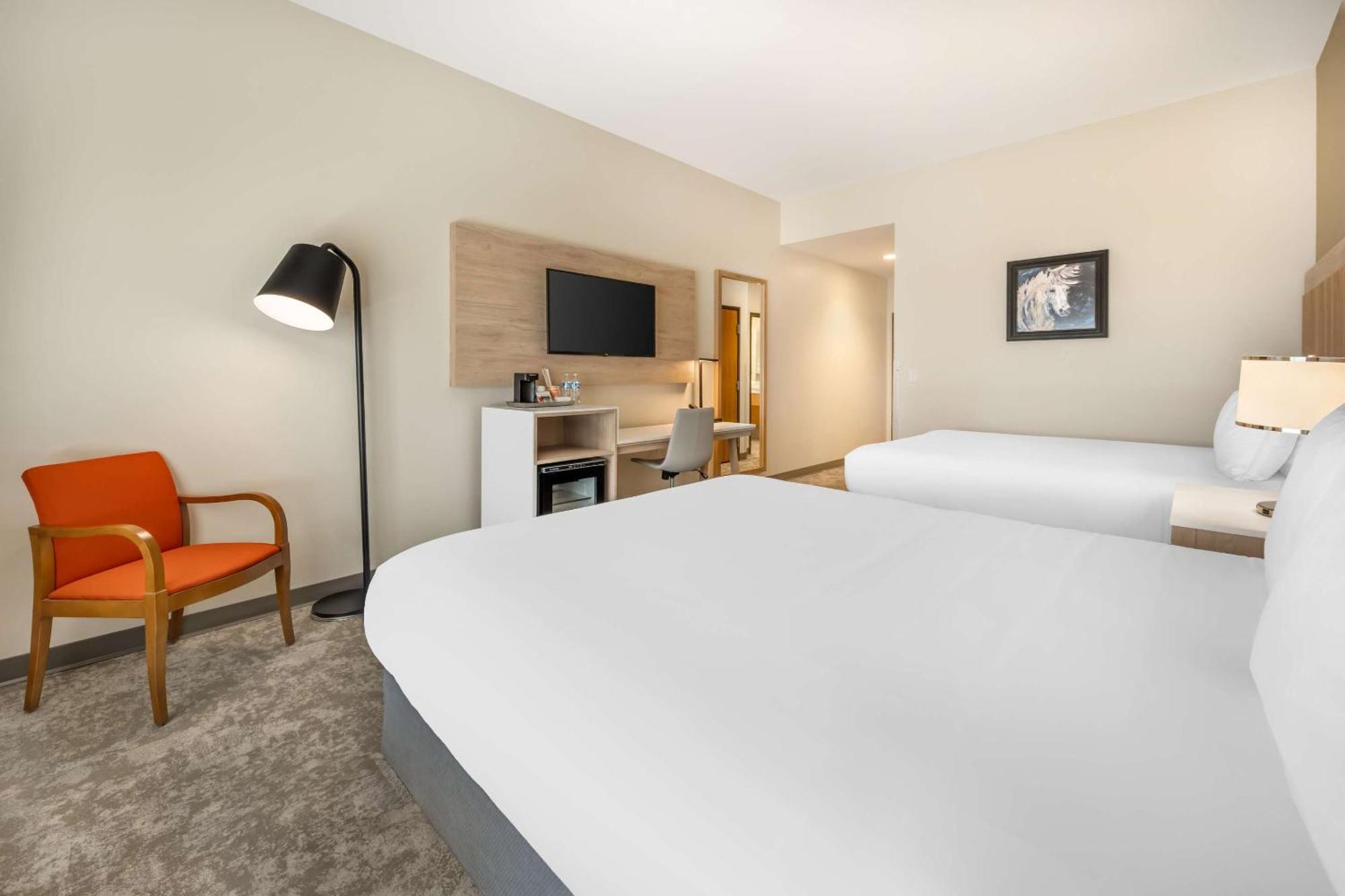 Radisson Hotel Pendleton Airport Экстерьер фото