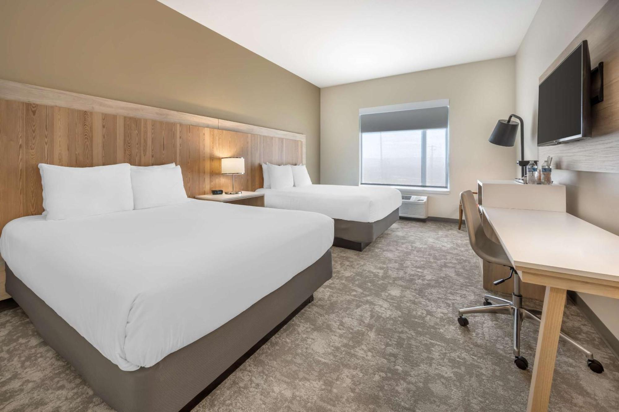 Radisson Hotel Pendleton Airport Экстерьер фото