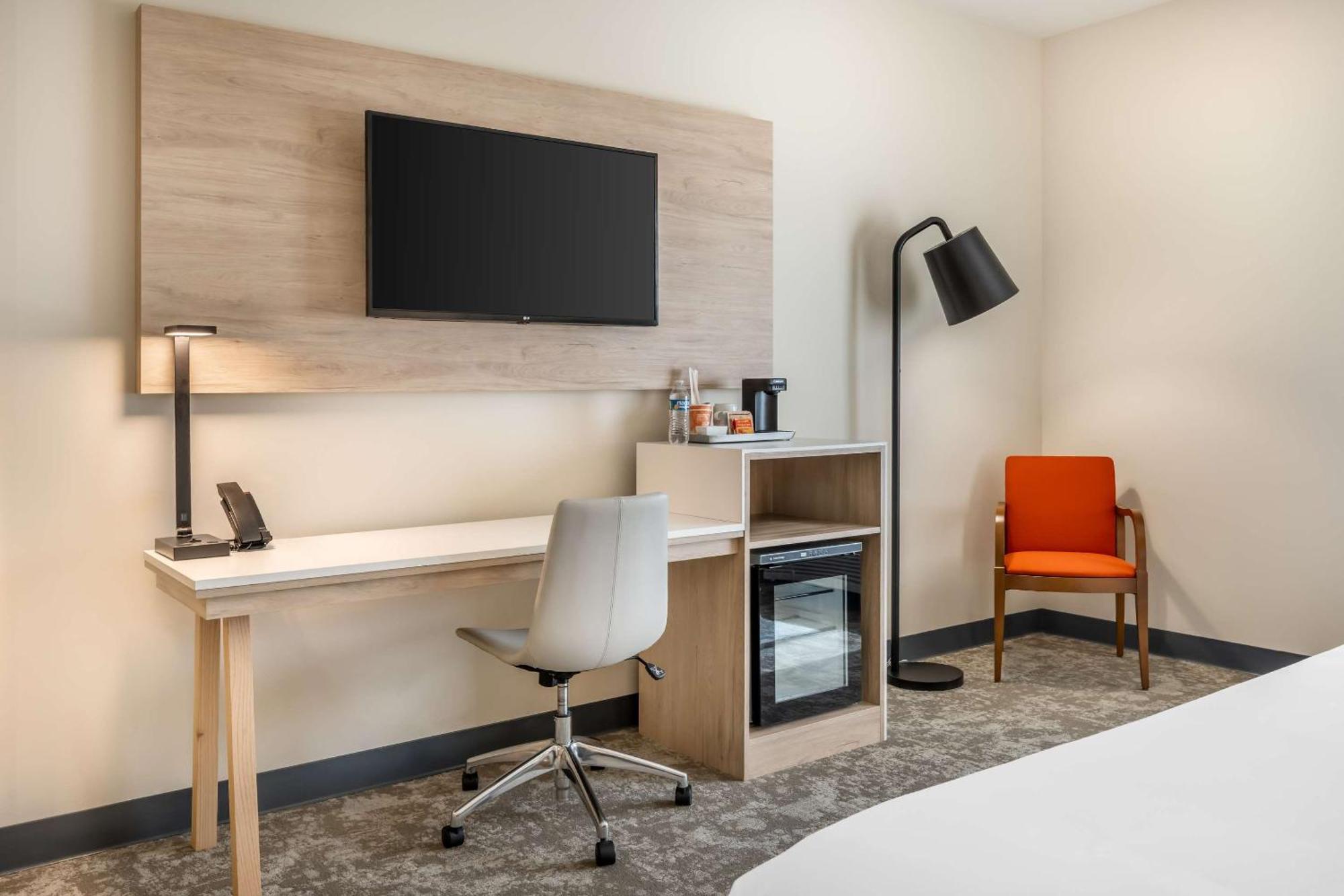 Radisson Hotel Pendleton Airport Экстерьер фото