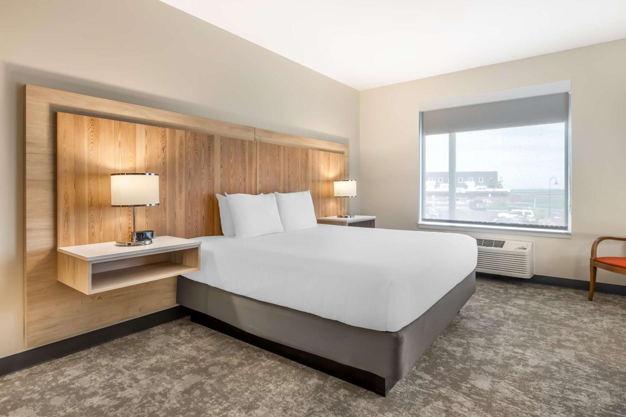 Radisson Hotel Pendleton Airport Экстерьер фото